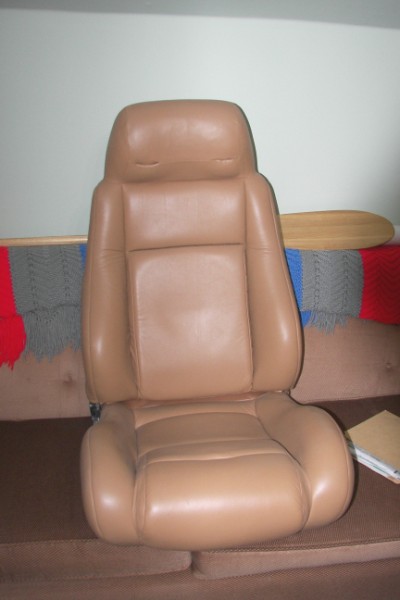 Seat.2 (400 x 600).jpg