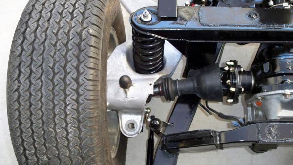 coil over shock and reinforcement for diff mounts.jpg