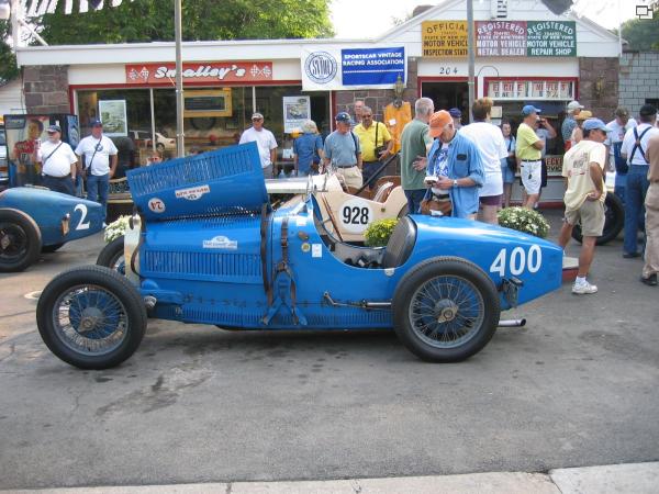 Bugatti at WGI 1.jpg